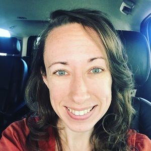 Meet your Posher, Candace